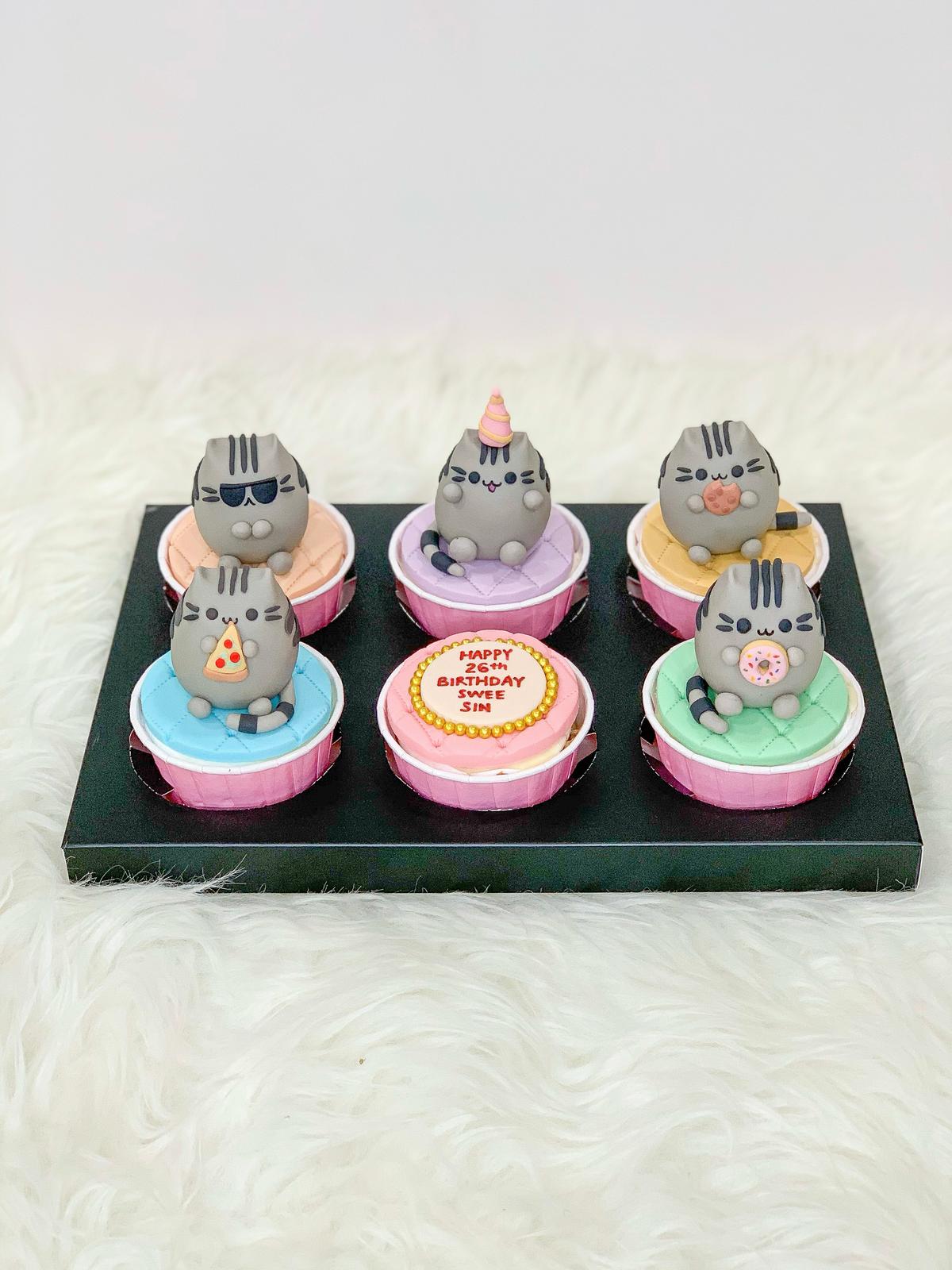 Pusheen Cupcakes