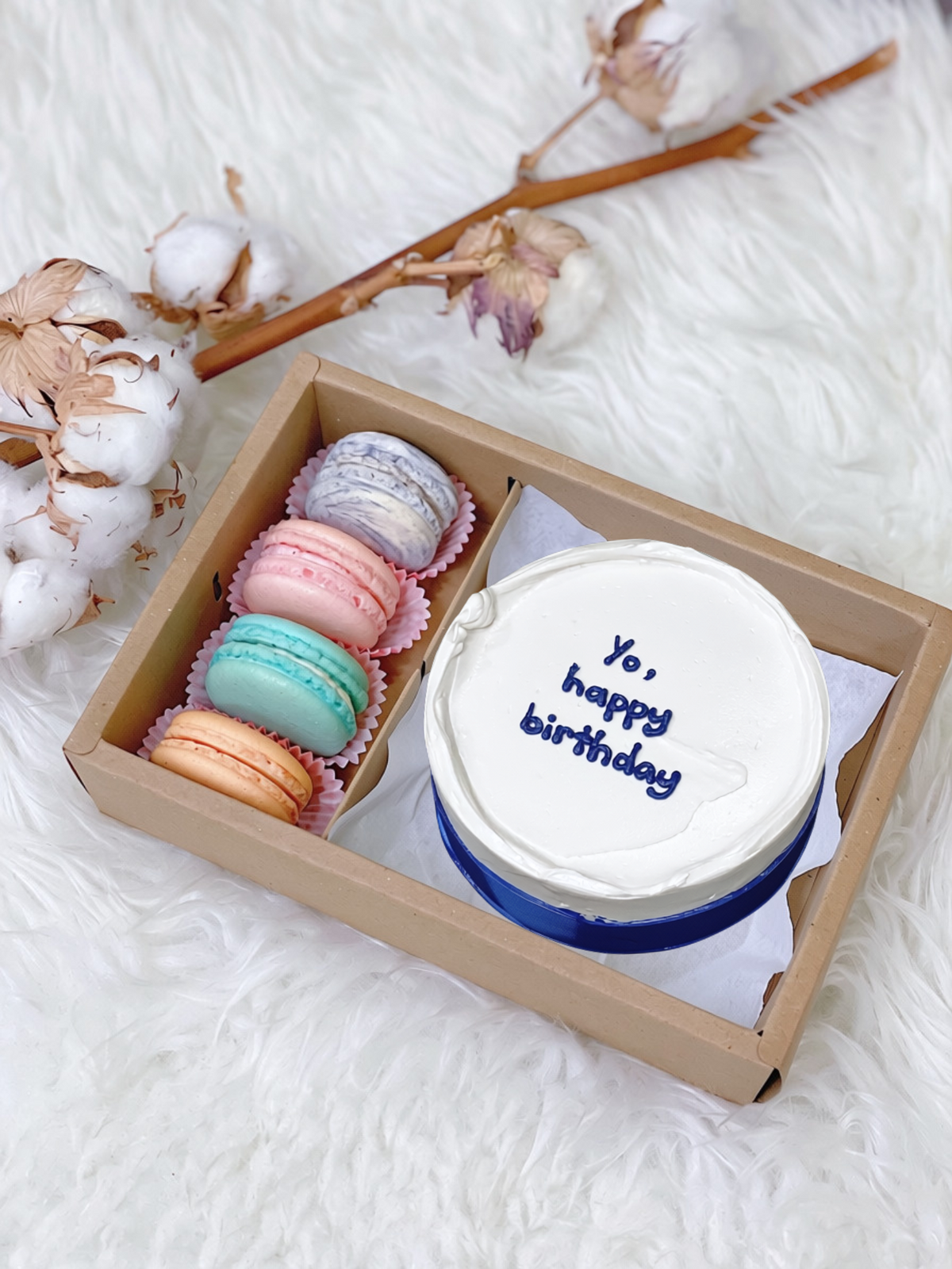 Navy Note Bento Cake