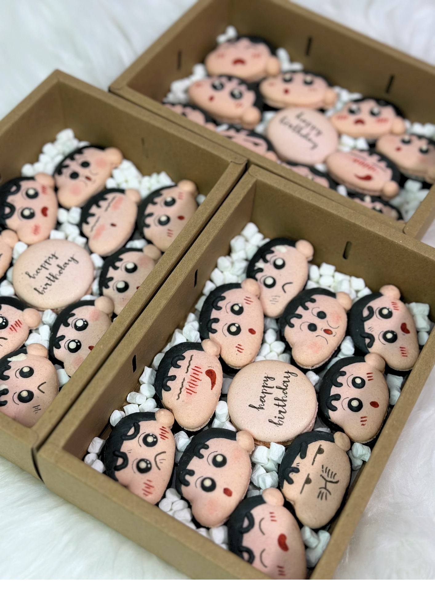 Crayon Shin Chan Macarons