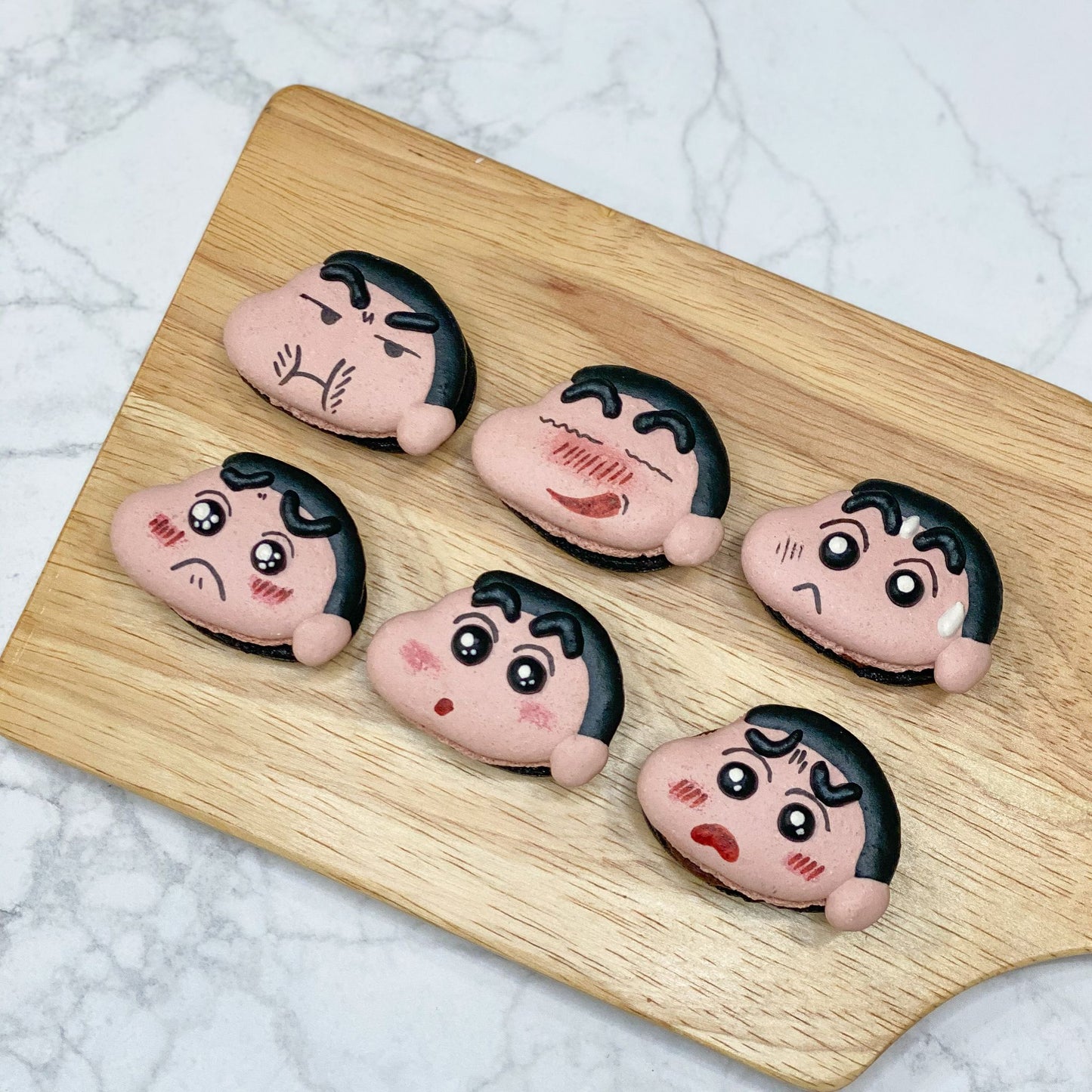 Crayon Shin Chan Macarons