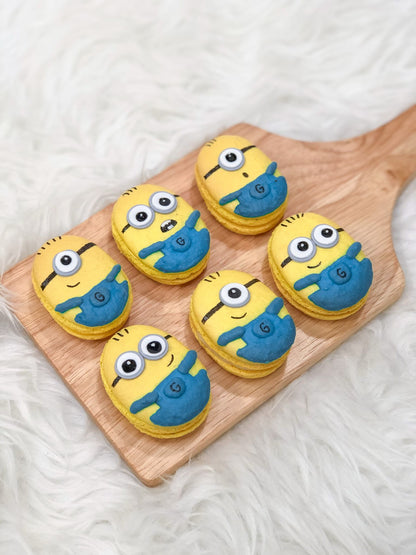 Minion Macarons