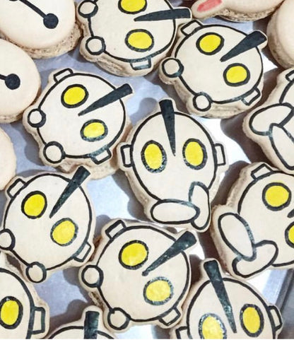 Super Hero Macarons